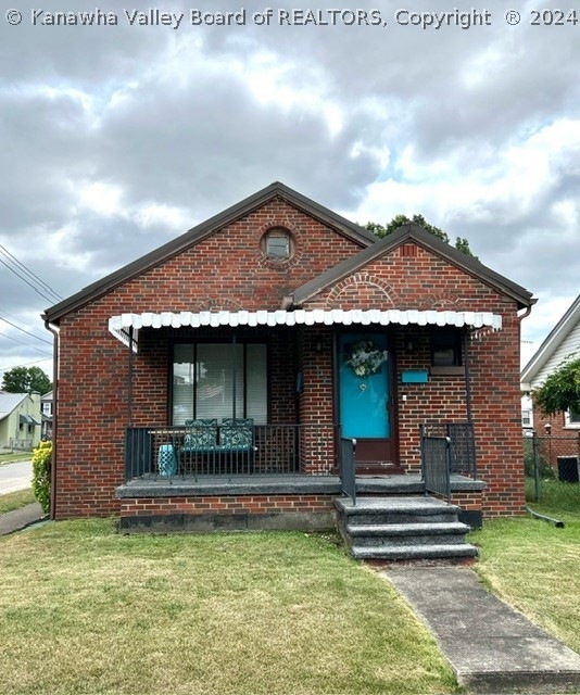 112 20th St, Dunbar, WV 25064 - photo 1