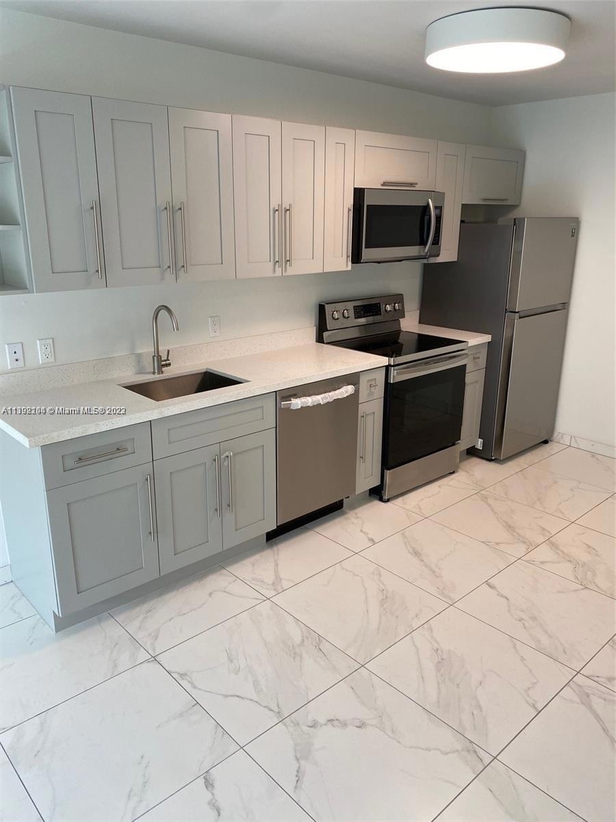 836 SW 2nd St unit 206, Miami, FL 33130 - photo 1