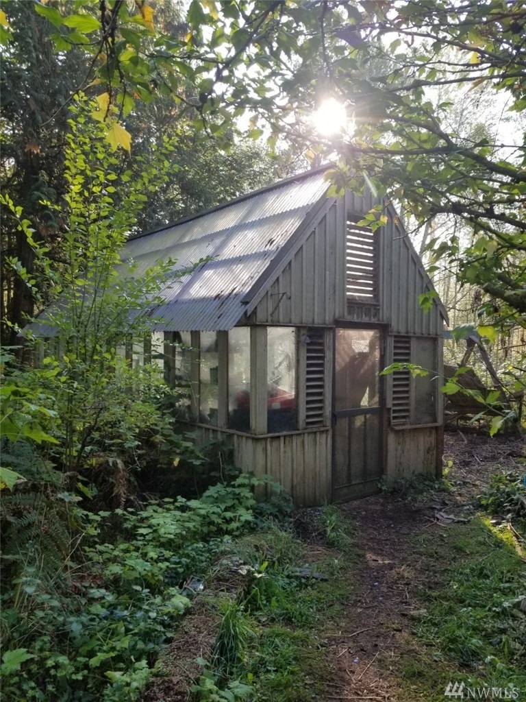 28620 Orting Kapowsin Hwy E, Graham, WA 98338 - photo 1