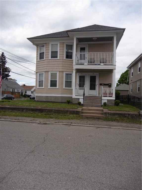 15 Norris Ave, Pawtucket, RI 02861 - photo 1