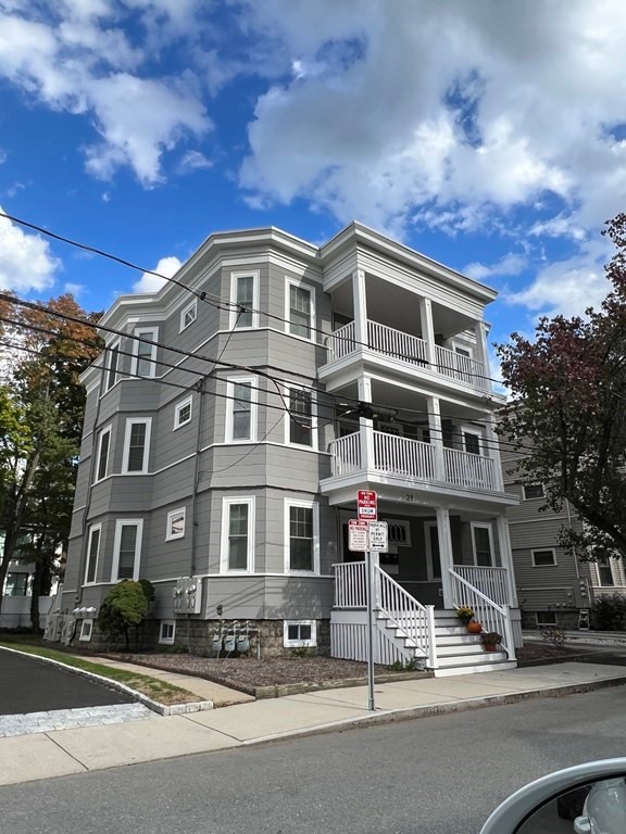 29 Vassal Ln unit 3, Cambridge, MA 02138 - photo 1