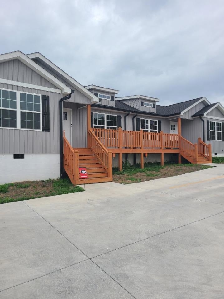 211 Wagner Dr, Dalton, GA 30721 - photo 1