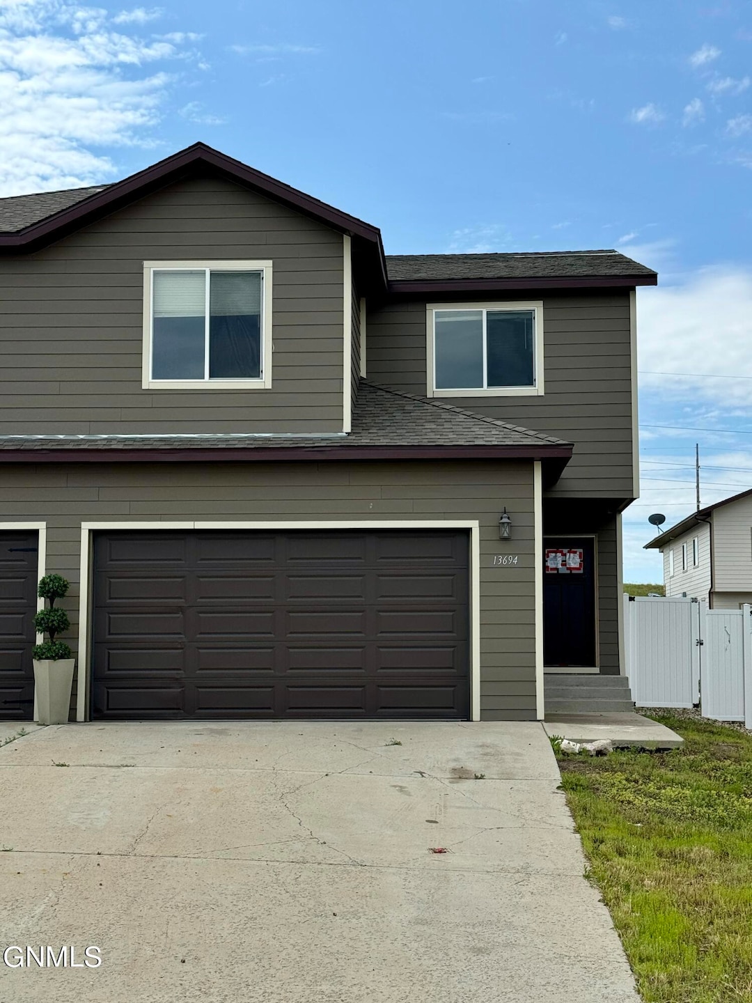 13694 Kristina St, Williston, ND 58801 - photo 1