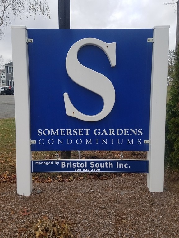 450 Somerset Ave unit 704, Taunton, MA 02780 - photo 1