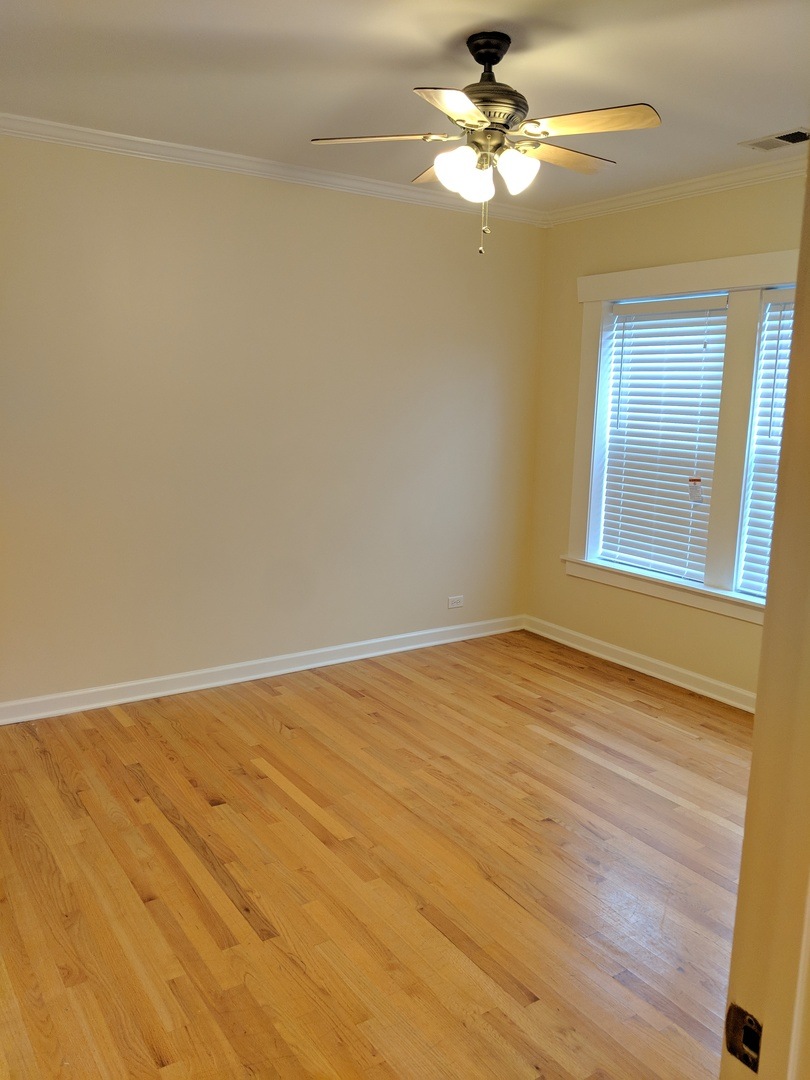 6458 N Fairfield Ave unit 3, Chicago, IL 60645 - photo 1