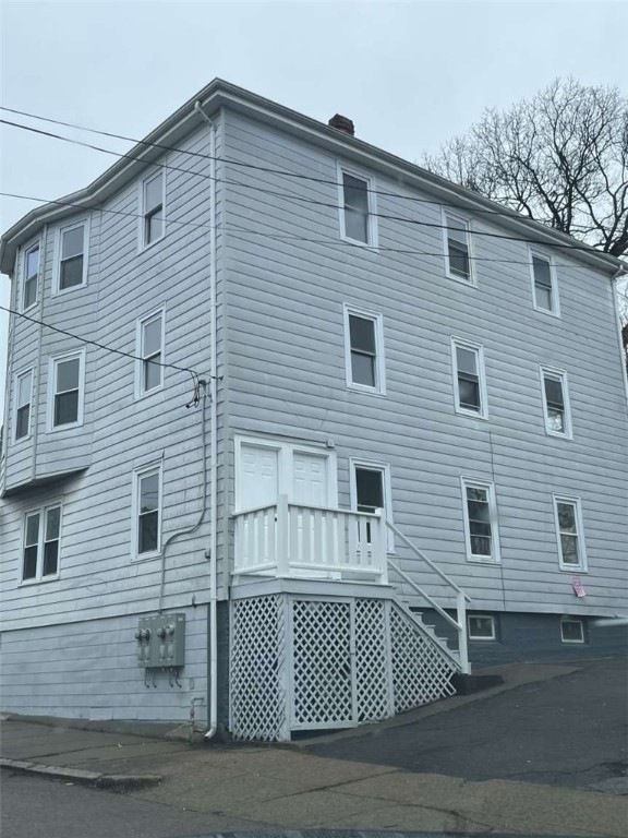 202 Carnation St, Pawtucket, RI 02860 - photo 1