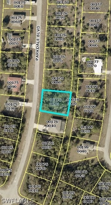 326 Parkdale Blvd, Lehigh Acres, FL 33974 - photo 1