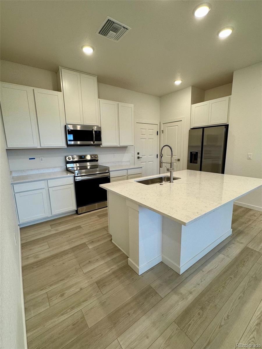 Gateway Commons unit 108, Denver, CO 80249 - photo 1