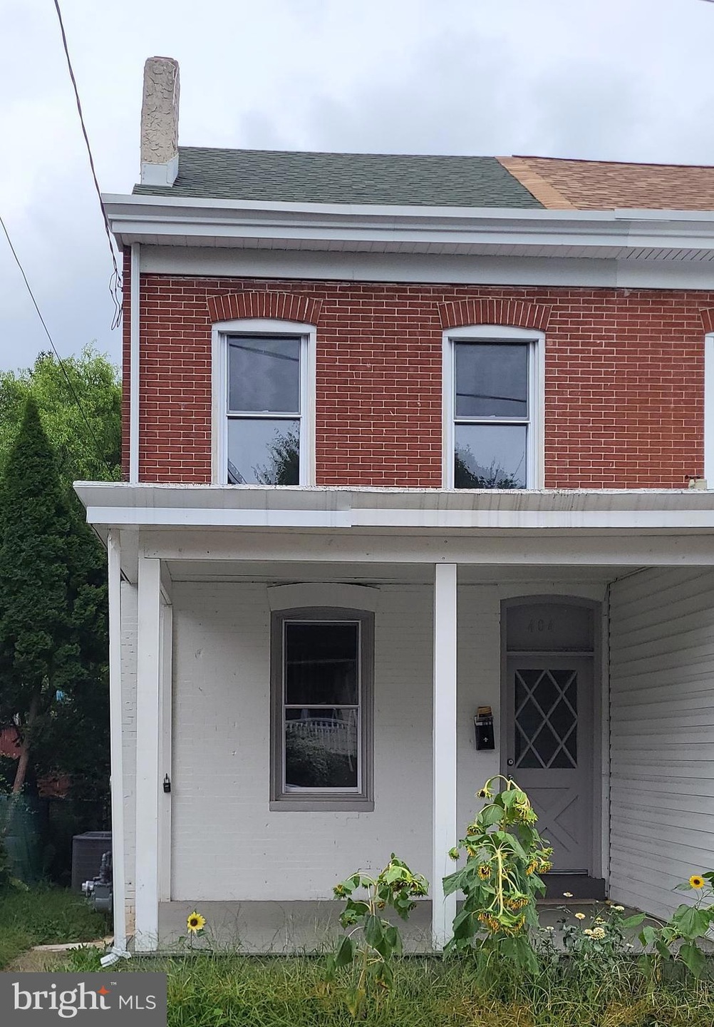 404 9th St, Upland, PA 19015 - photo 1