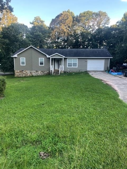 103 S Circle Dr, Ellenwood, GA 30294 - photo 1