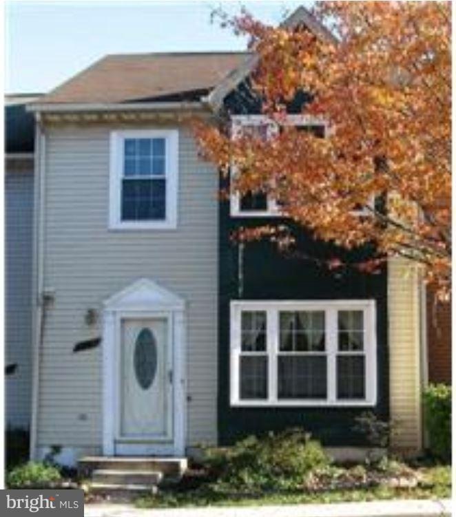 1631 Willowwood Ct, Hyattsville, MD 20785 - photo 1