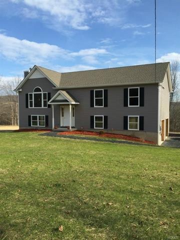 6 Reinhardt Rd, Middletown, NY 10940 - photo 1