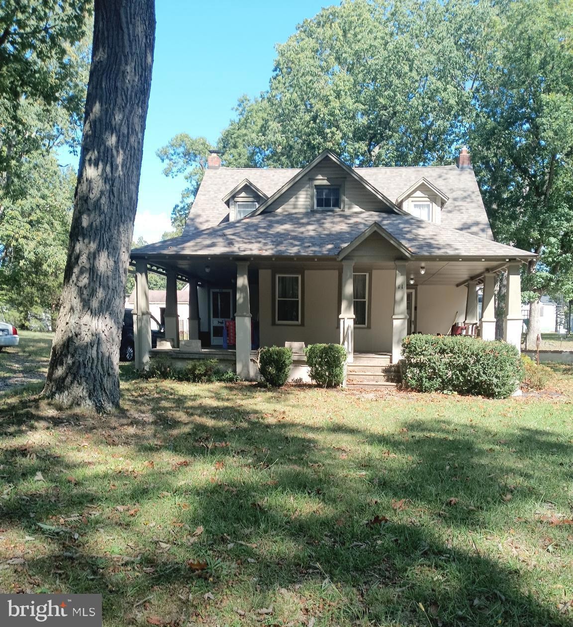 For Rent $1,350/month