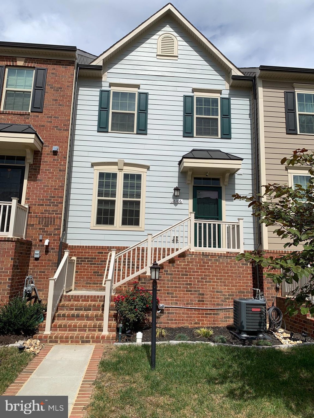 18106 Red Cedar Rd, Dumfries, VA 22026 - photo 1