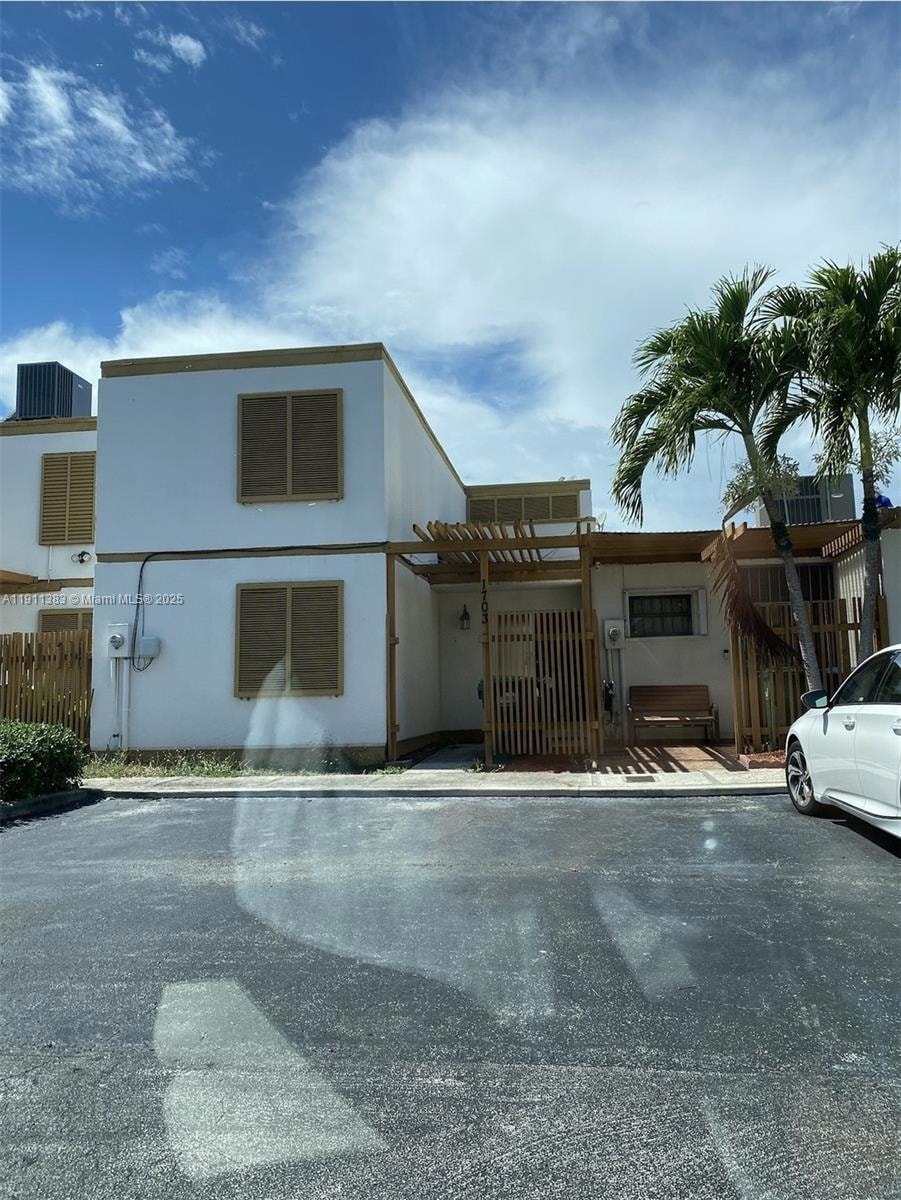 1703 SW 131st Place Cir S, Miami, FL 33175 - photo 1