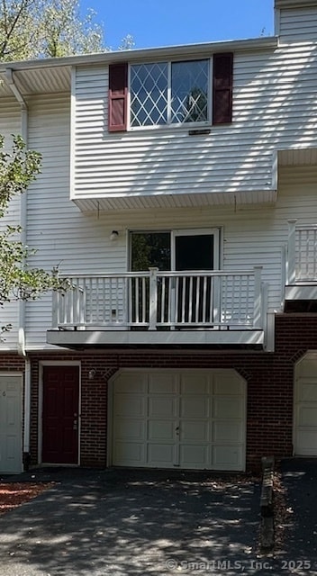 Under Contract $179,000 • Co-Listing Agent