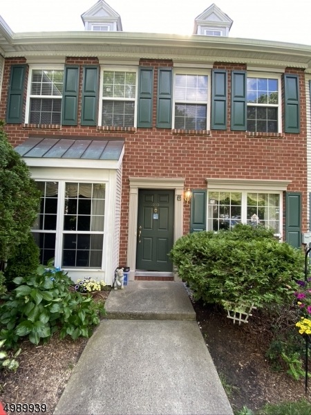 1005 Cumberland Ct, Mahwah, NJ 07430 - photo 1