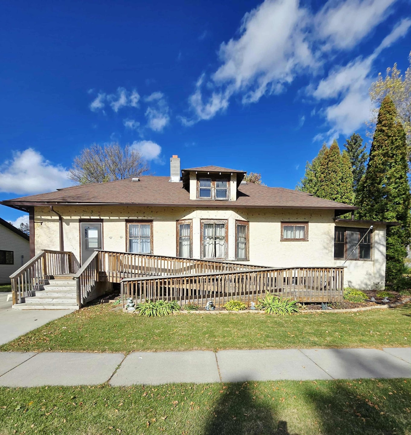 603 Arnold Ave N, Thief River Falls, MN 56701 - photo 1