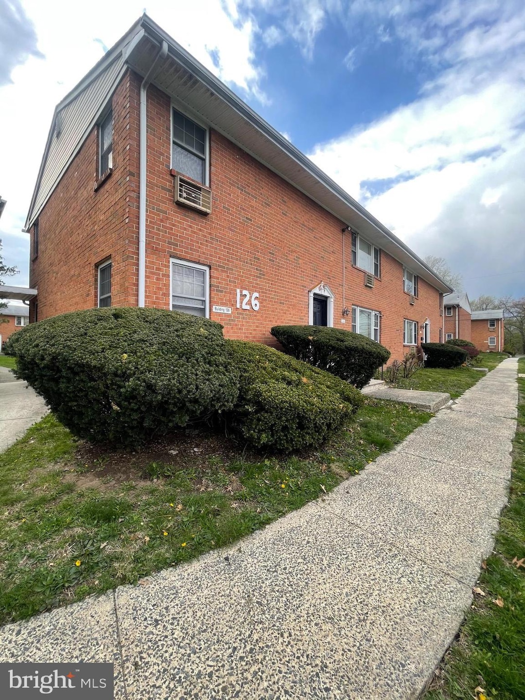 126H The Orchard, East Windsor, NJ 08512 - photo 1