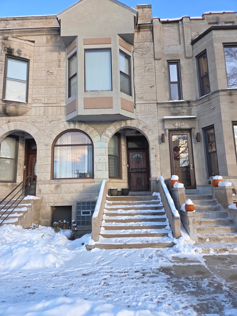 unlisted-address, Chicago, IL 60653 - photo 1