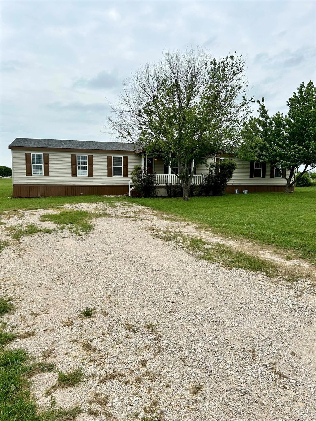 329 Private Road 4437, Rhome, TX 76078 - photo 1