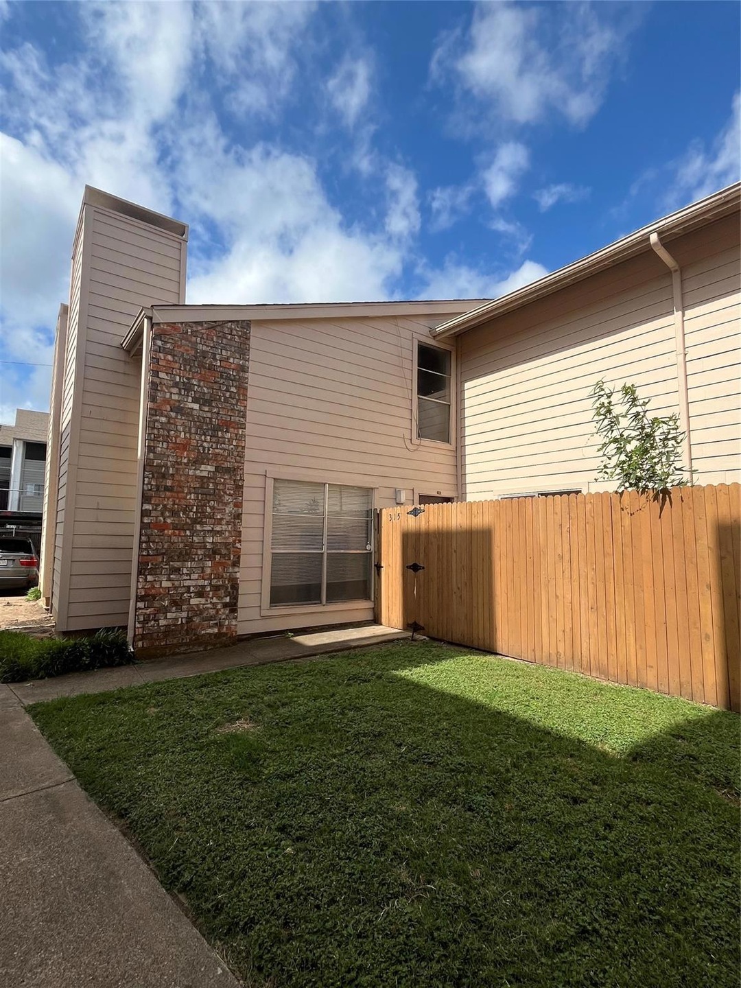 Unit 315 - Parking space 271