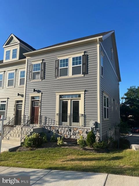 Sold $569,990