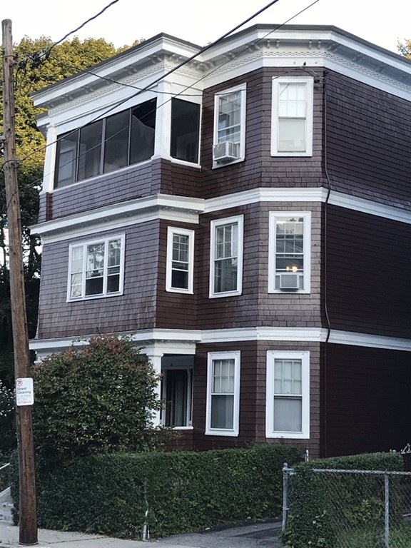 61 Lithgow St, Dorchester Center, MA 02124 - photo 1