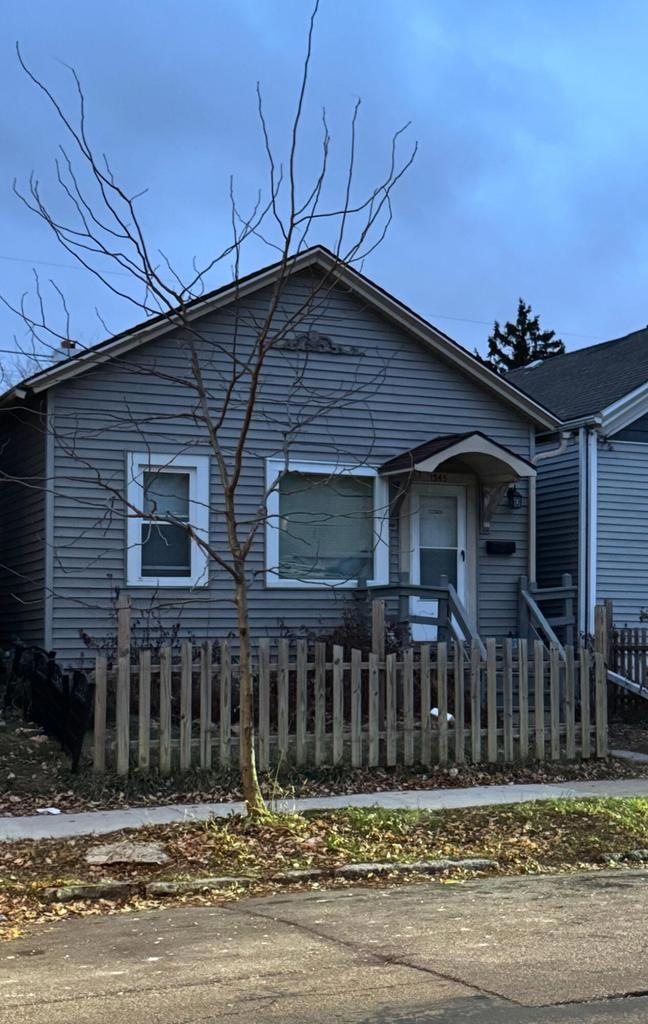 1545 S 3rd St, Milwaukee, WI 53204 - photo 1