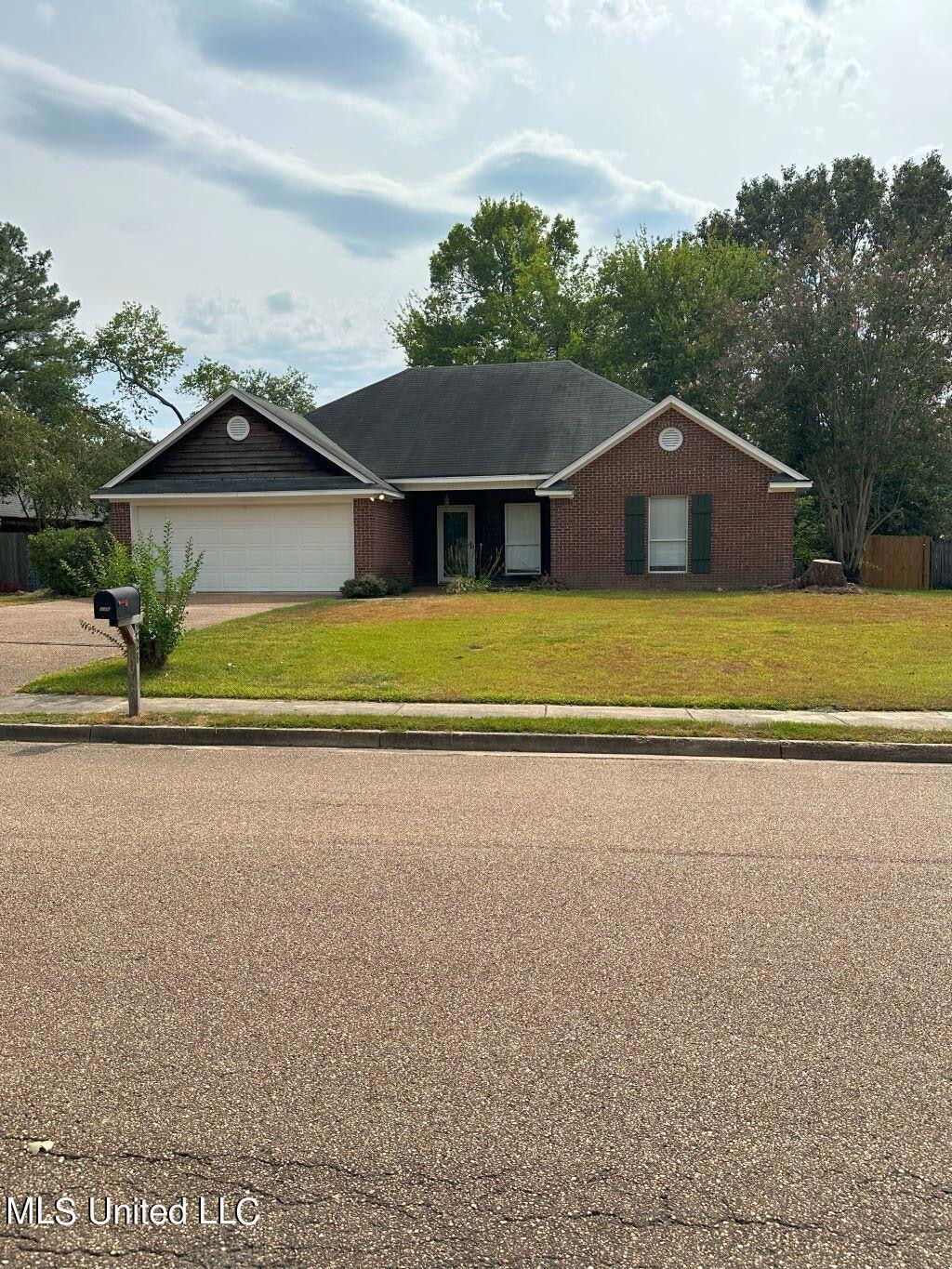 228 Farmers Row, Madison, MS 39110 - photo 1