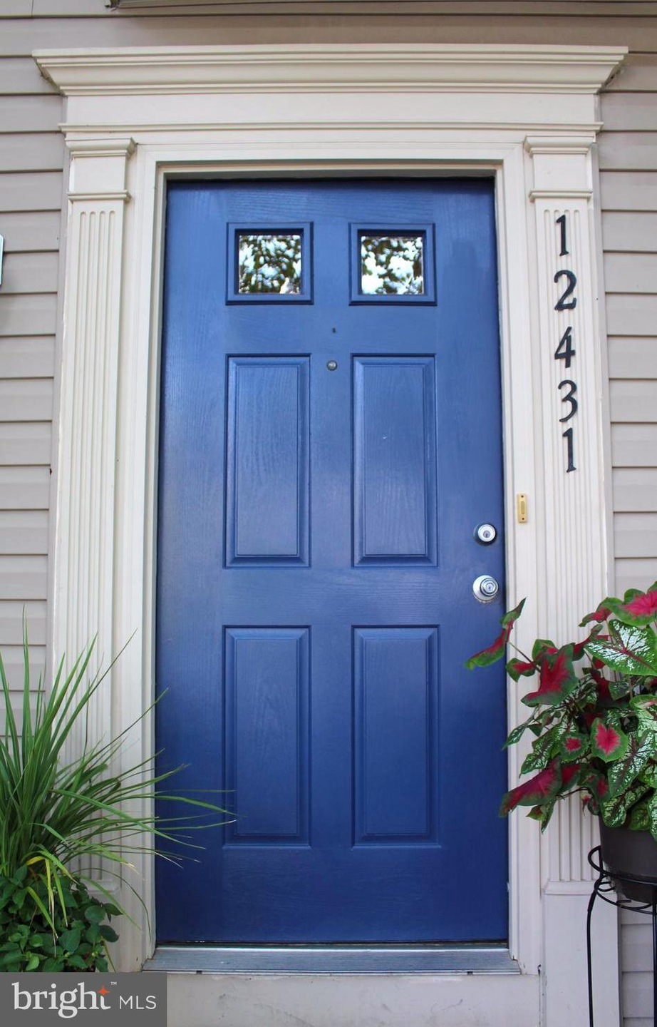 12431 Selkirk Cir, Bristow, VA 20136 - photo 1