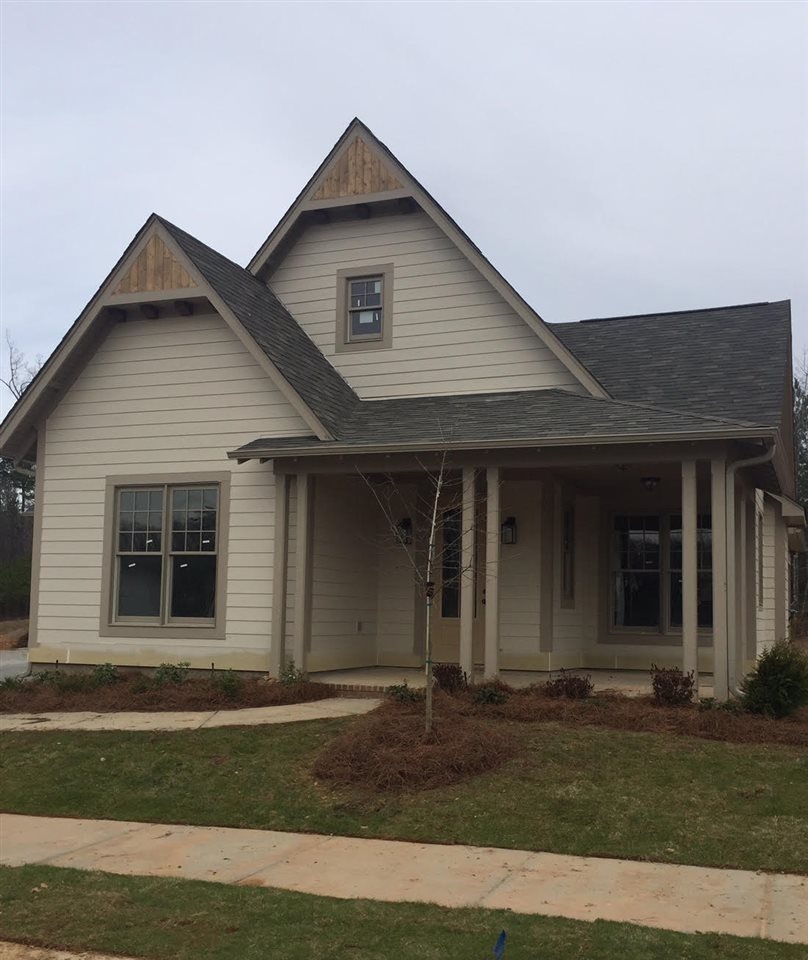 You must see this home.  Large 3/2. Amazing featur
