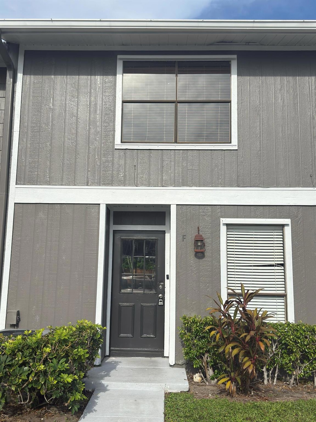 799 Hill Dr unit F, West Palm Beach, FL 33415 - photo 1