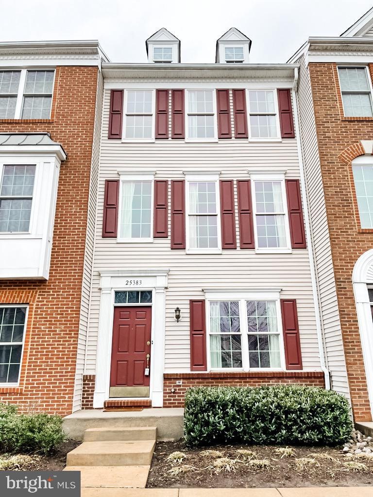 25383 Shipley Terrace, Chantilly, VA 20152 - photo 1
