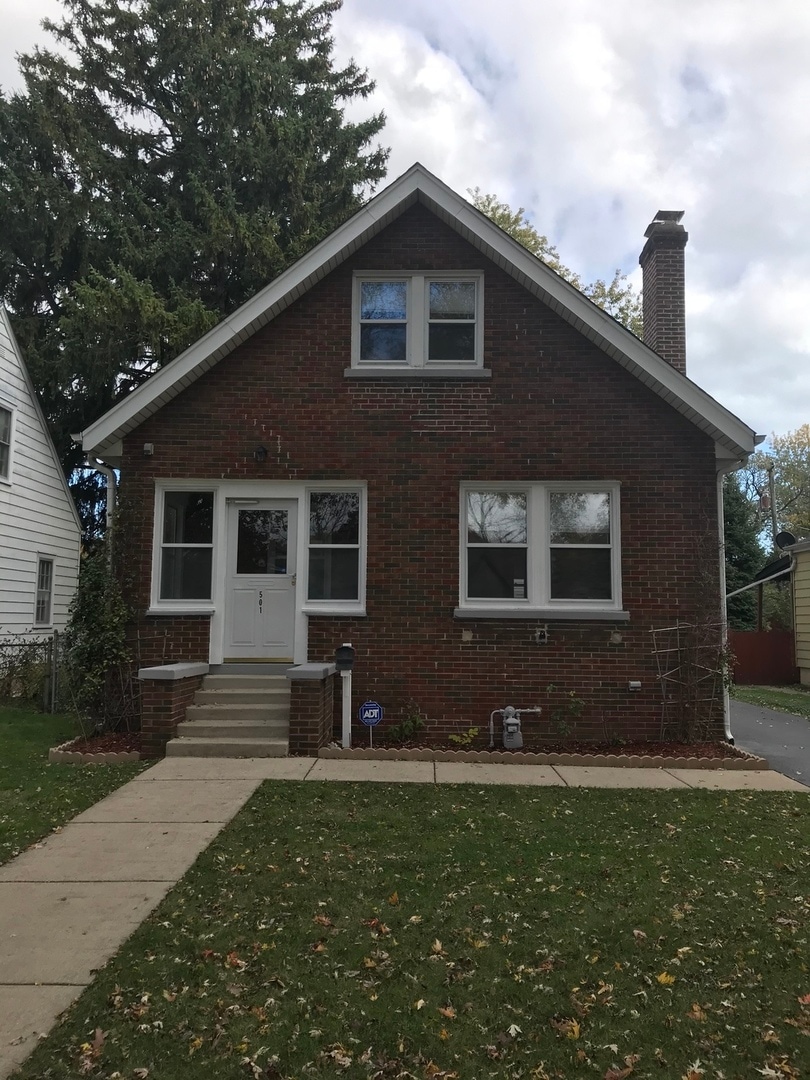 501 Lorraine Ave, Waukegan, IL 60085 - photo 1