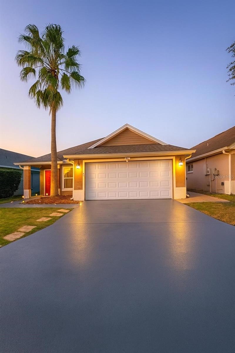 142 Hollingshead Loop, Davenport, FL 33896 - photo 1