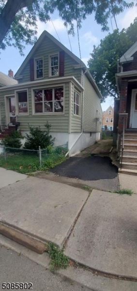 14 Whitmore Place, Clifton, NJ 07011 - photo 1