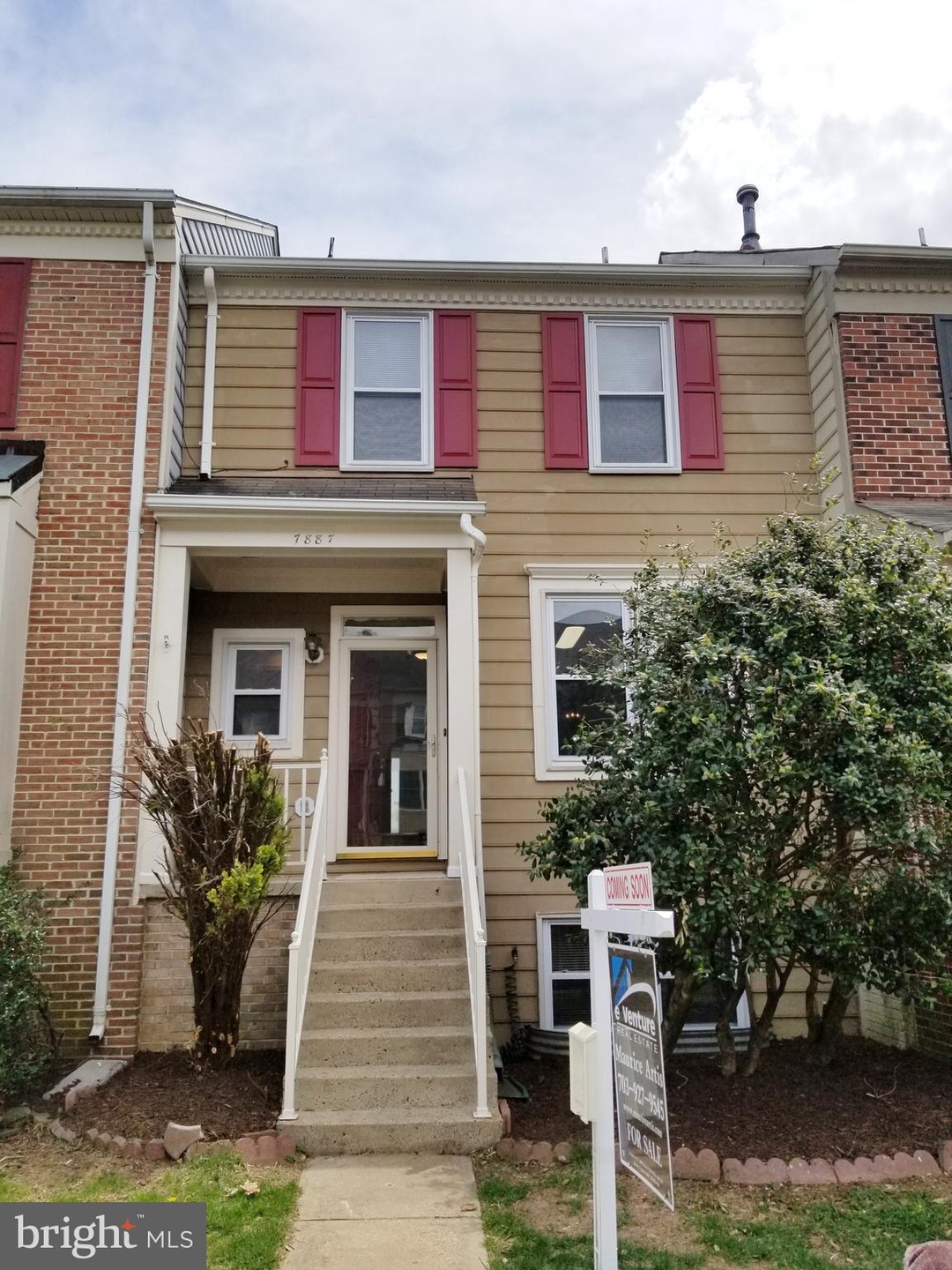 7887 Blue Gray Cir, Manassas, VA 20109 - photo 1