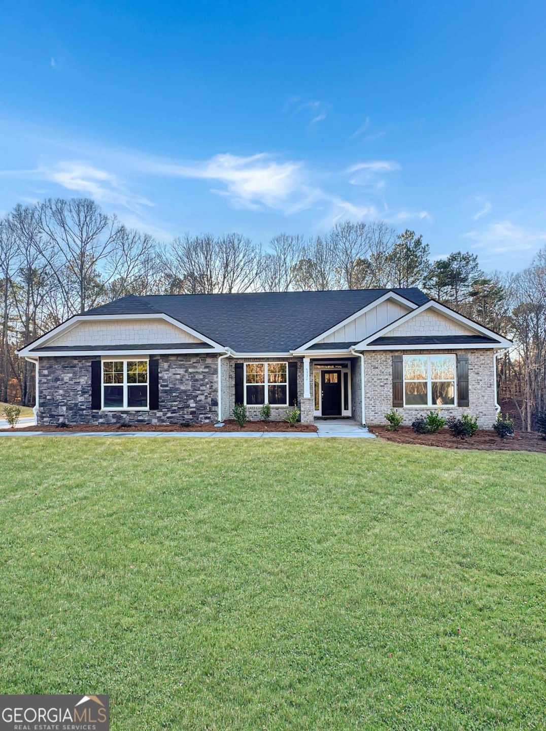 For Sale $568,405 • Co-Listing Agent