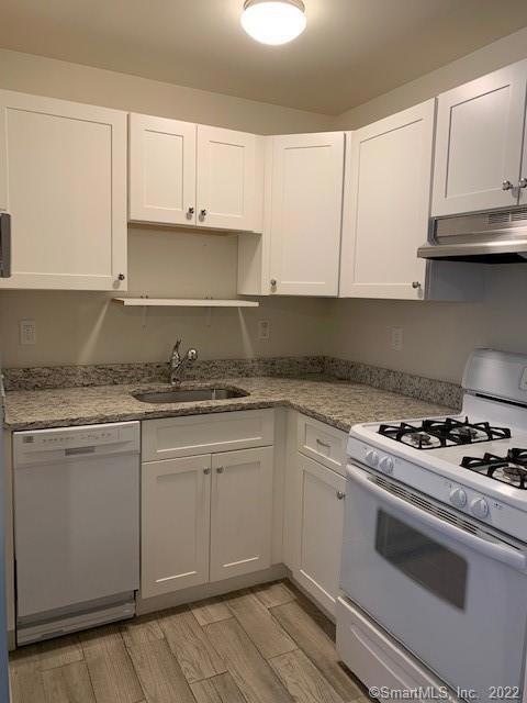 18 Farmington Ave unit C-4, New Britain, CT 06053 - photo 1