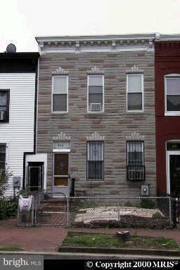 812 4th St NE, Washington, DC 20002 - photo 1