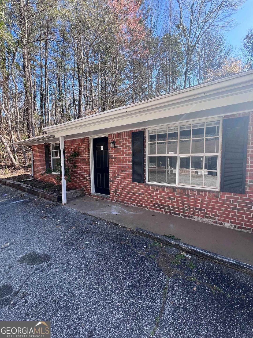 1255 Lovvorn Rd unit B, Carrollton, GA 30117 - photo 1