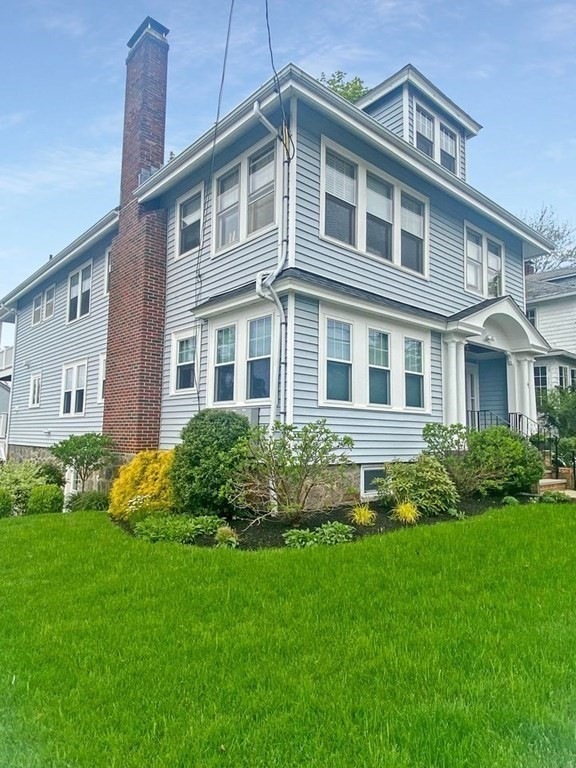 64 Sanborn Ave unit 2, West Roxbury, MA 02132 - photo 1