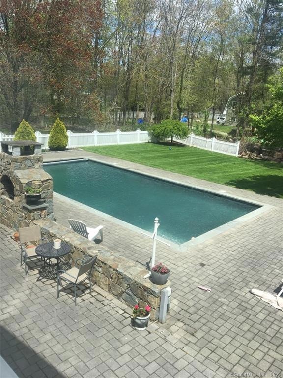 1 Duck Pond Rd, Westport, CT 06880 - photo 1