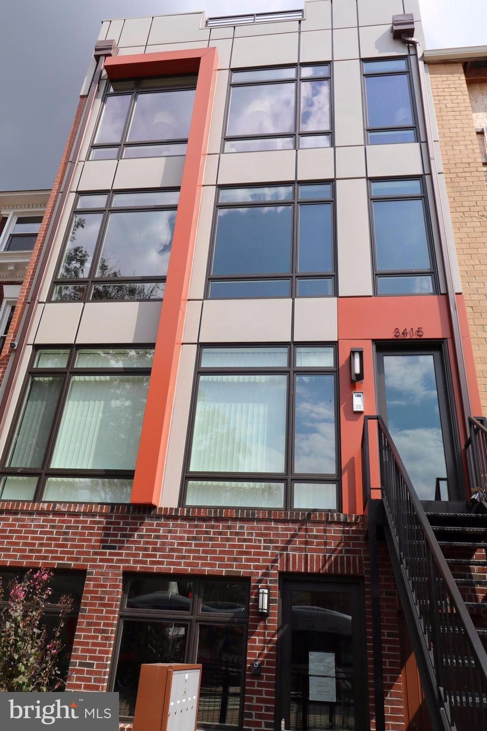 3415 14th St NW unit 1, Washington, DC 20010 - photo 1