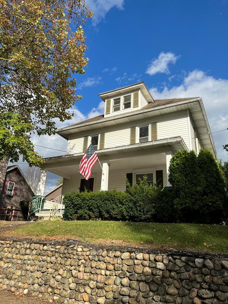 424 N Wood St, Loudonville, OH 44842 - photo 1