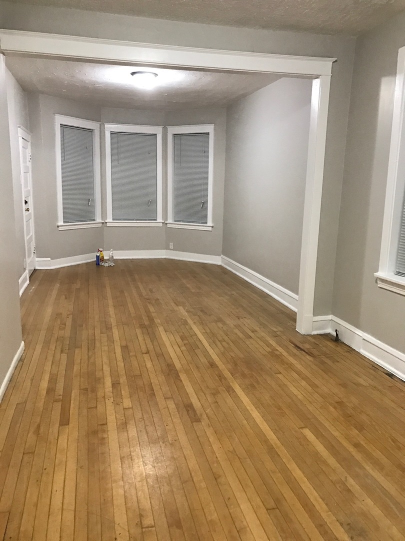 3019 N Gresham Ave, Chicago, IL 60618 - photo 1