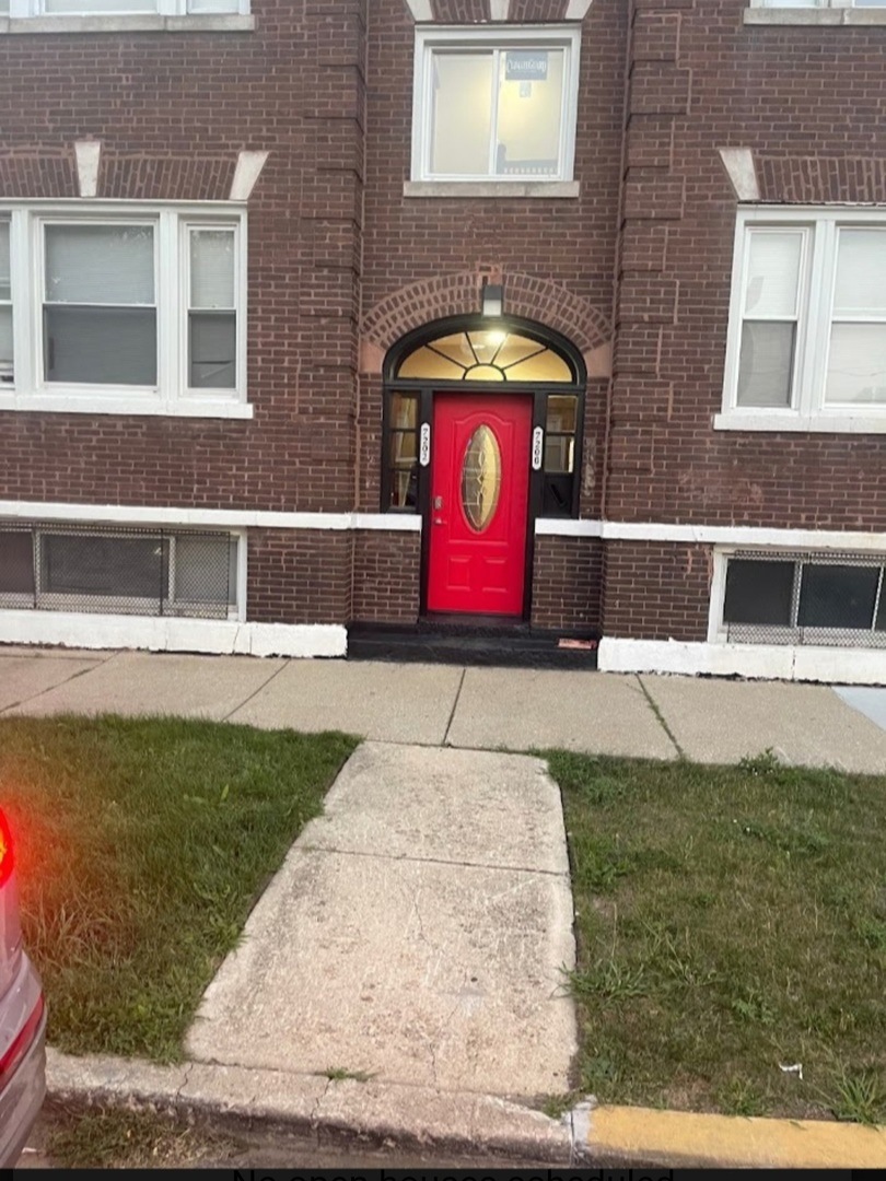 unlisted-address, Chicago, IL 60621 - photo 1