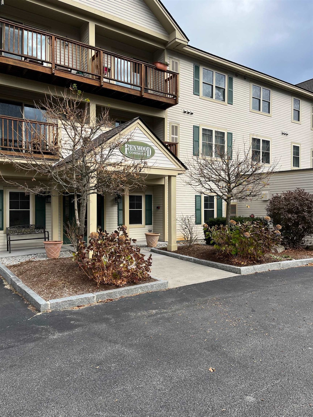 110 Fenwood Commons, New London, NH 03257 - photo 1