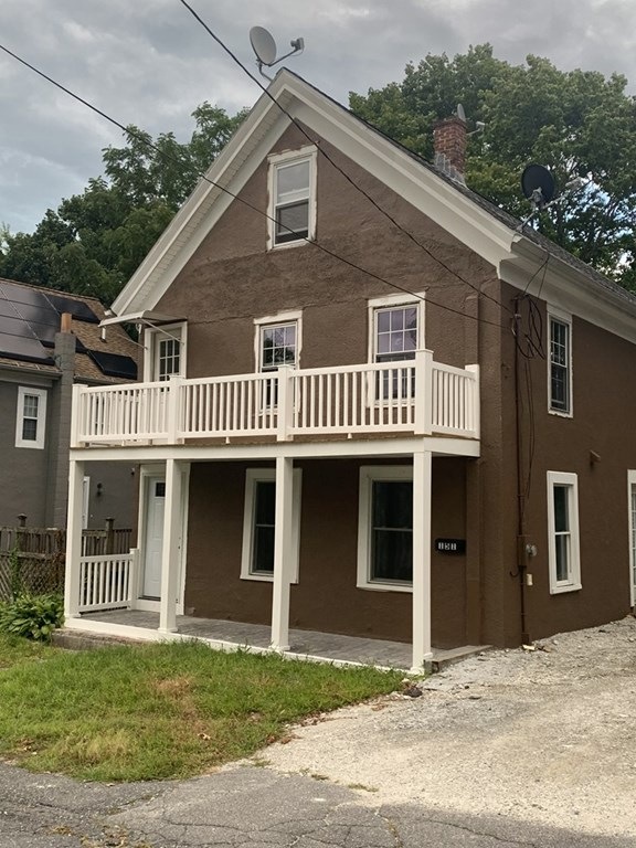 151 Willow St unit 1, Clinton, MA 01510 - photo 1